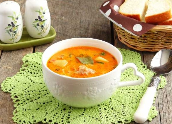 Суп из консервированной горбуши